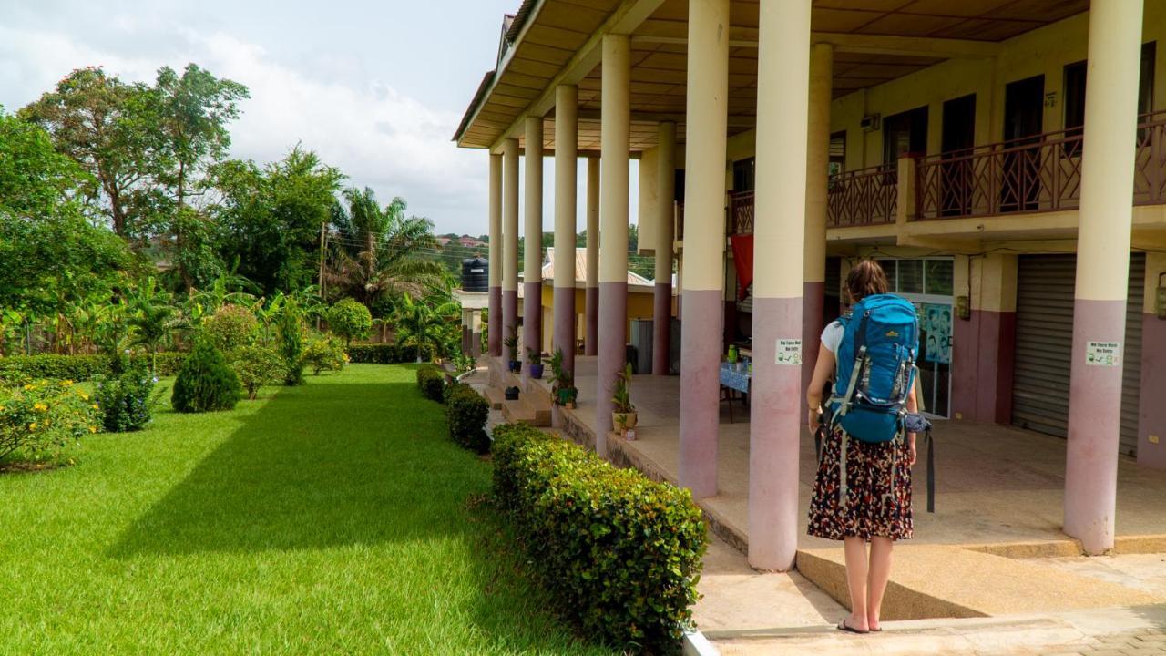 Sign Of Silence Hostel Kumasi Exterior foto